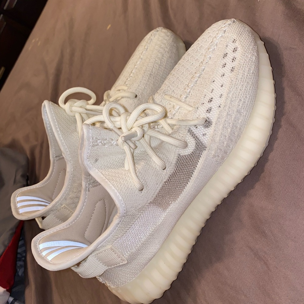 Yeezys boost , never worn